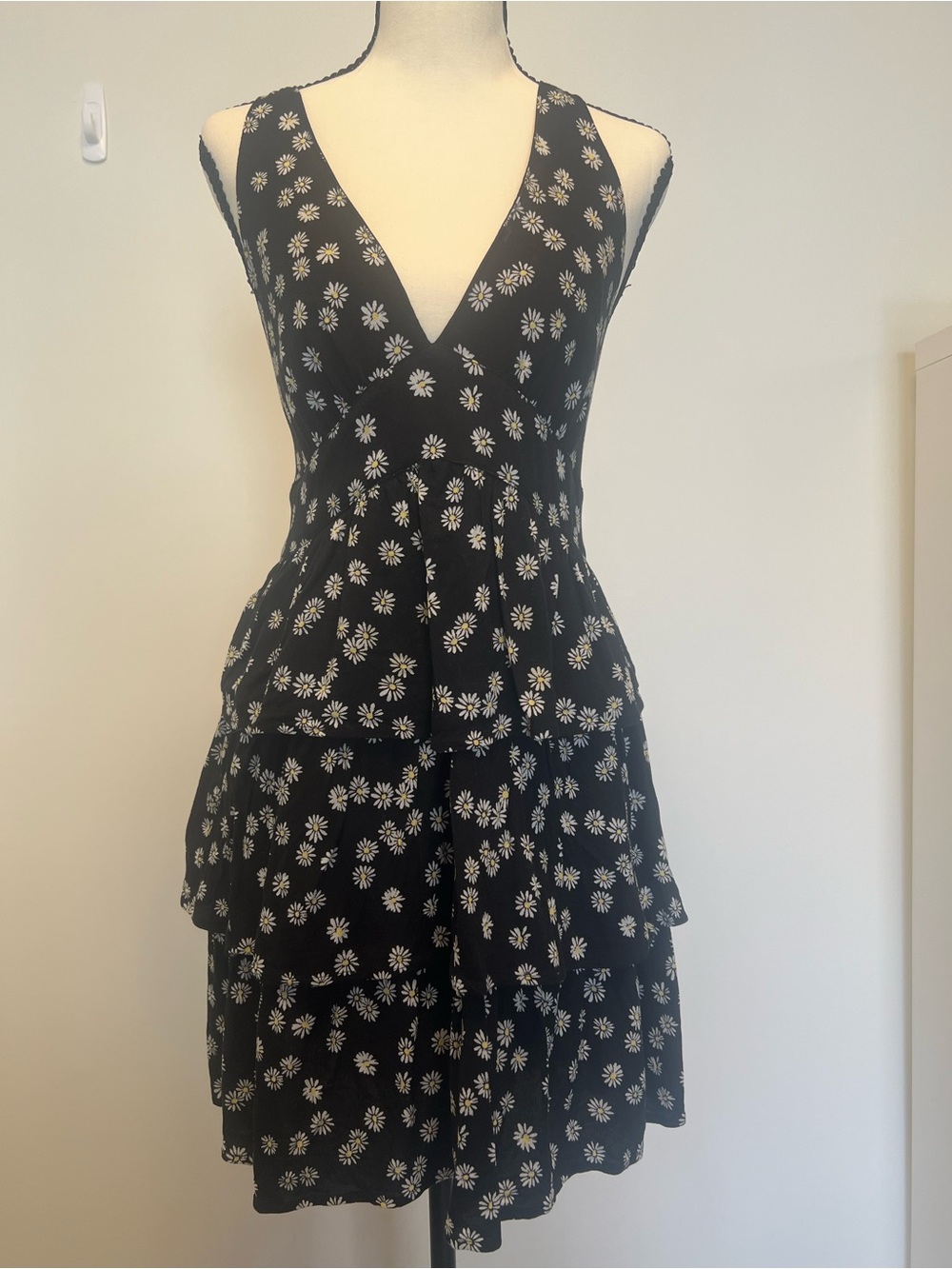 GAP Black V‑Neck Daisy Tiered Mini Dress